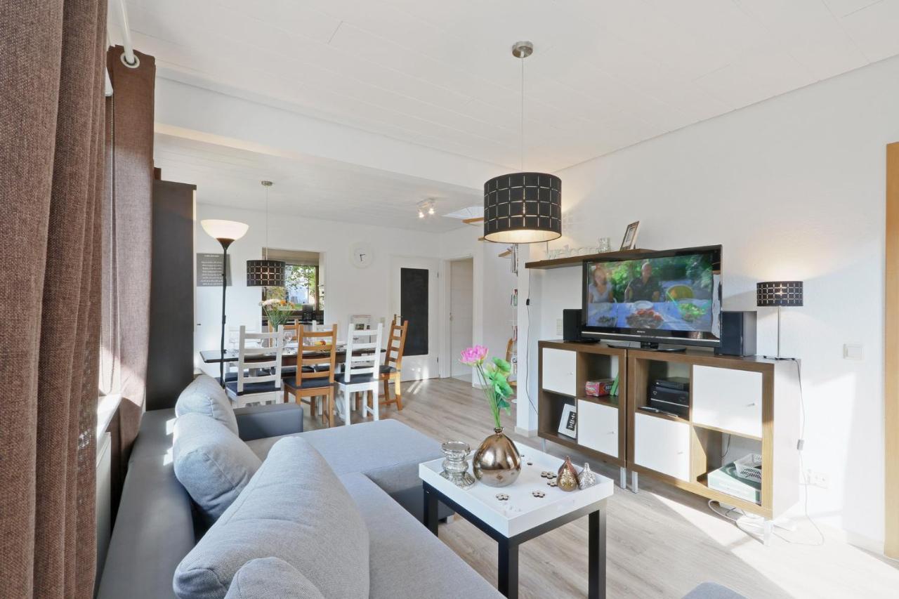 Seepark Kirchheim Ferienhaus Bei Diane Mit Sauna Экстерьер фото