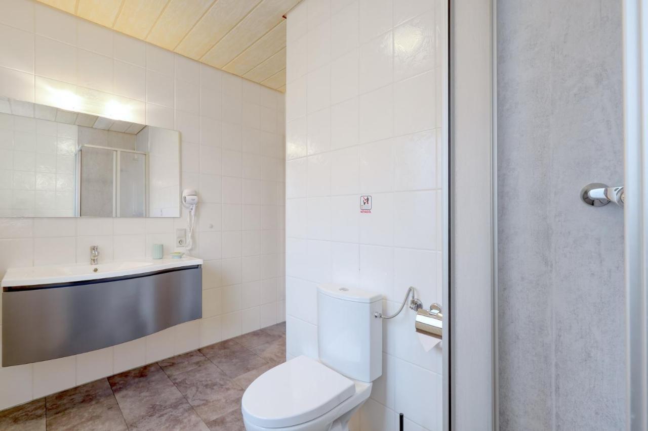 Seepark Kirchheim Ferienhaus Bei Diane Mit Sauna Экстерьер фото